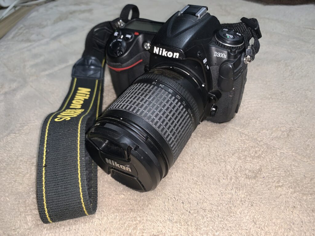 NIKON D300S